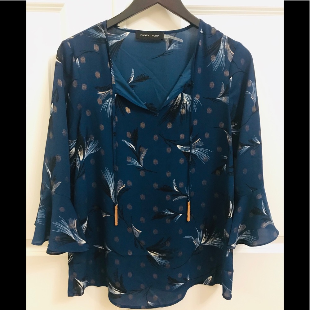 Ivanka Trump teal 3/4 sleeve blouse